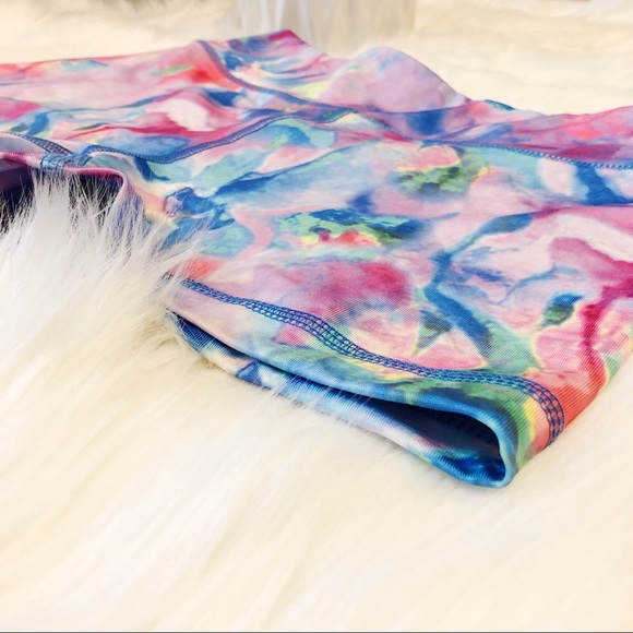 Purple Hot Yoga Shorts M - Picture 3 of 8